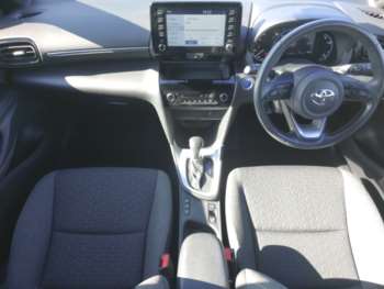 Used Toyota Yaris Cross 2022 for sale - 74292863: Photo