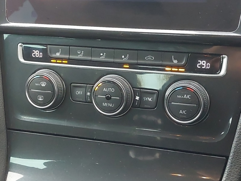 Used Volkswagen Golf 2020 for sale - 76465197: Photo 14