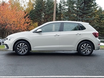 Used Volkswagen Polo 2023 for sale - 76465187: Photo