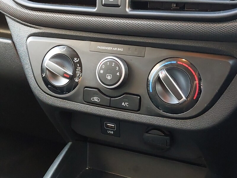 Used Hyundai i10 2022 for sale - 77847222: Photo 16