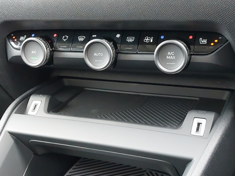 Used Citroen C4 2025 for sale - 76217921: Photo 15