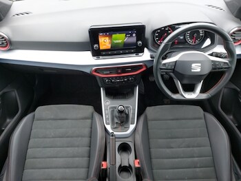 Used SEAT Arona 2023 for sale - 77652030: Photo