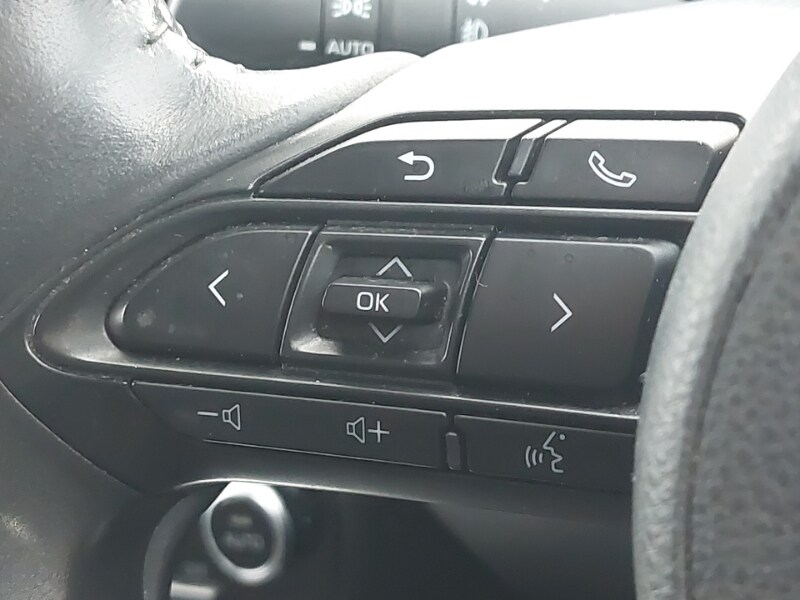 Used Toyota Yaris 2023 for sale - 77366527: Photo 13