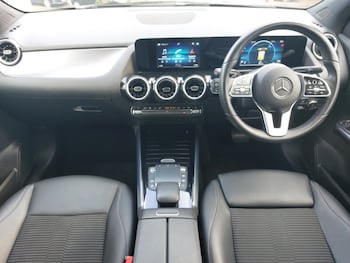 Used Mercedes-Benz GLA 2022 for sale - 79618415: Photo