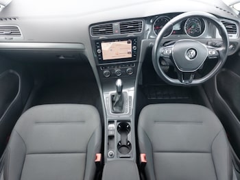 Used Volkswagen Golf 2020 for sale - 75634015: Photo