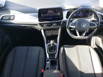 Used Volkswagen T-Roc 2022 for sale - 76959159: Photo