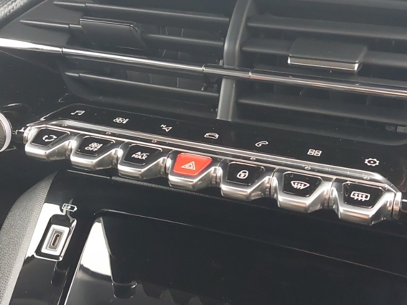 Used Peugeot 208 2020 for sale - 78099411: Photo 14