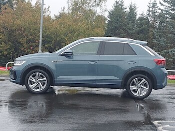 Used Volkswagen T-Roc 2022 for sale - 76166201: Photo