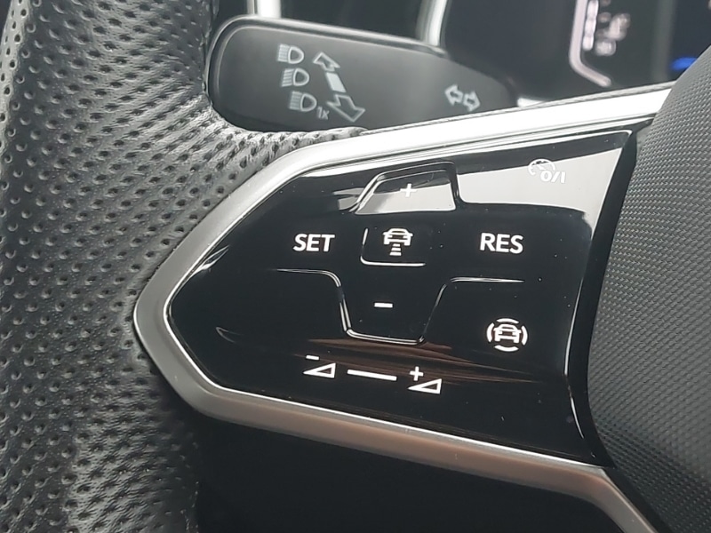 Used Volkswagen T-Roc 2022 for sale - 77055222: Photo 16