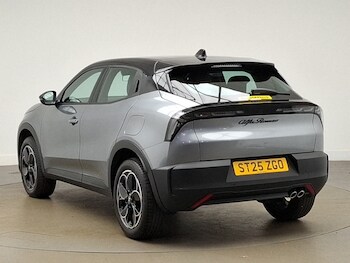 Used Alfa Romeo Junior 2025 for sale - 78126093: Photo