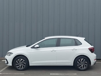 Used Volkswagen Polo 2024 for sale - 78361237: Photo