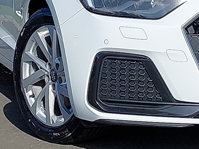 Used Audi A1 2018 for sale - 77948065: Photo 9