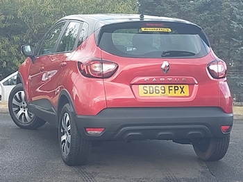 Used Renault Captur 2019 for sale - 75767925: Photo