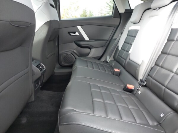Used Citroen C4 2025 for sale - 76204902: Photo 6