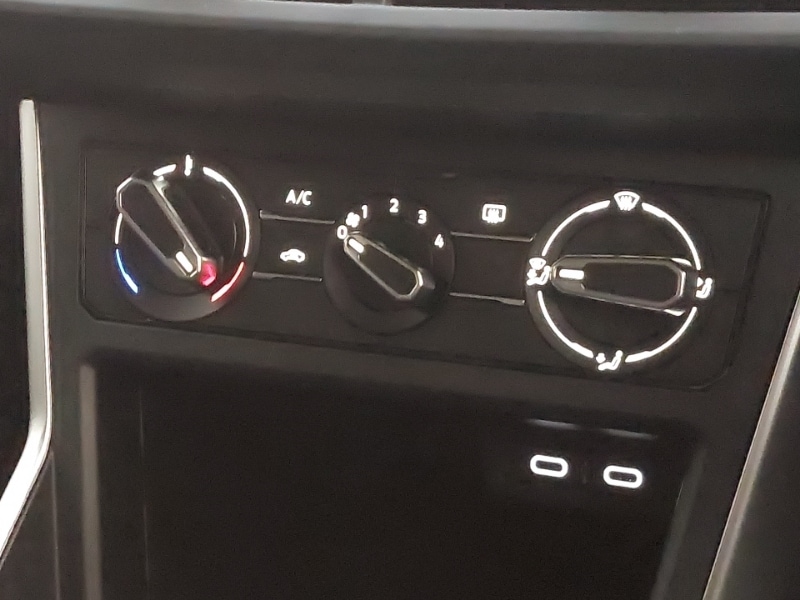 Used Volkswagen Polo 2021 for sale - 76621775: Photo 15