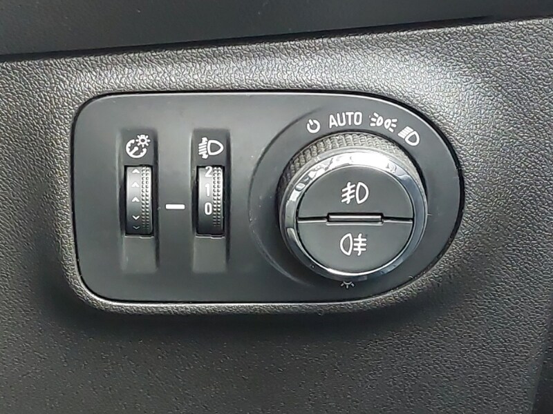 Used Vauxhall Corsa 2017 for sale - 77922836: Photo 17