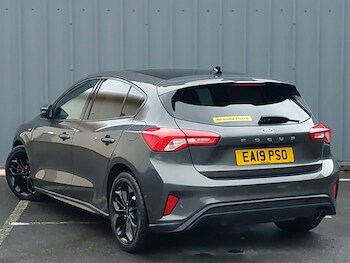 Used Ford Focus 2019 for sale - 78126059: Photo