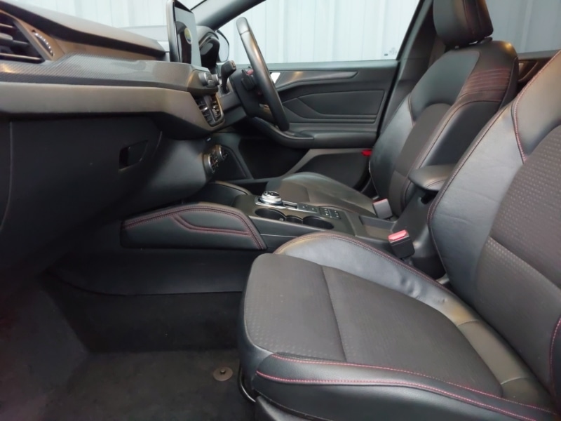 Used Ford Focus 2019 for sale - 78126059: Photo 5