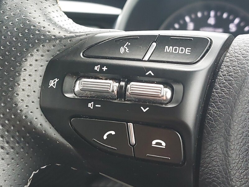 Used Kia Stonic 2022 for sale - 76269298: Photo 17