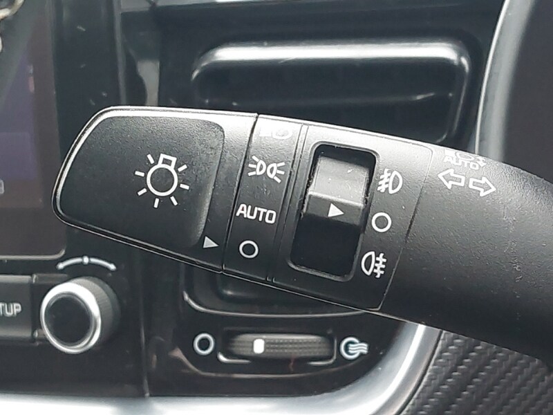 Used Kia Stonic 2022 for sale - 76269298: Photo 19