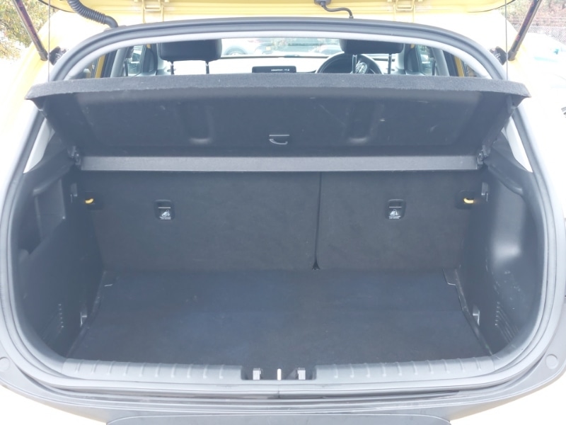 Used Kia Stonic 2022 for sale - 76269298: Photo 8