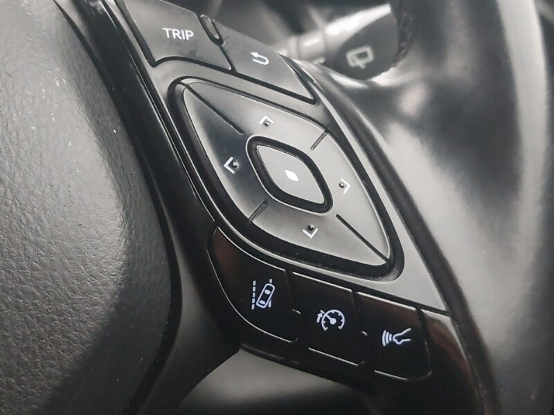 Used Toyota C-HR 2019 for sale - 77300181: Photo 15