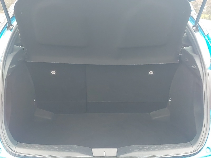 Used Toyota C-HR 2019 for sale - 77300181: Photo 8