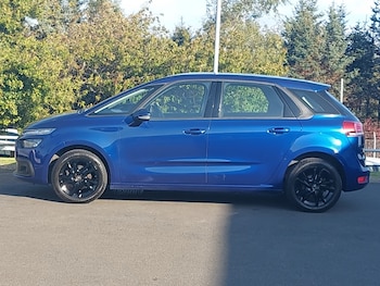 Used Citroen C4 2018 for sale - 76708231: Photo