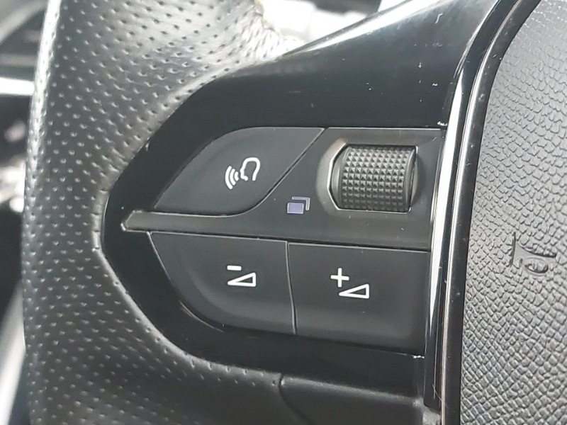 Used Peugeot 2008 2020 for sale - 77518463: Photo 13