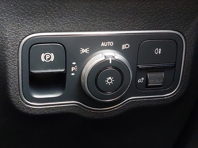 Used Mercedes-Benz EQB 2022 for sale - 76749202: Photo 17