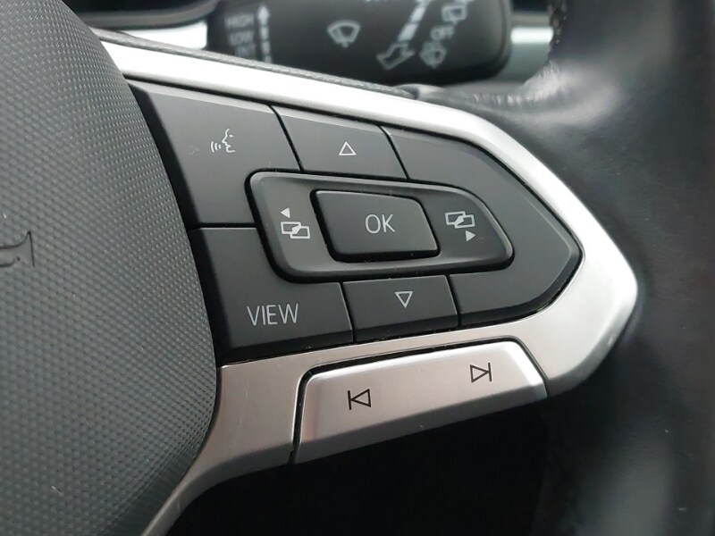 Used Volkswagen T-Roc 2023 for sale - 77509213: Photo 12