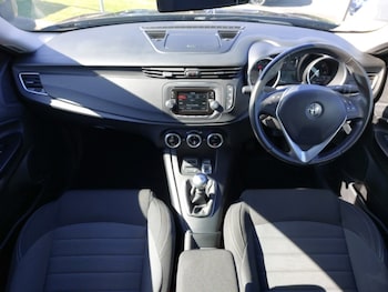Used Alfa Romeo Giulietta 2018 for sale - 78327317: Photo