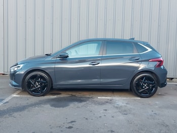 Used Hyundai i20 2024 for sale - 76556147: Photo