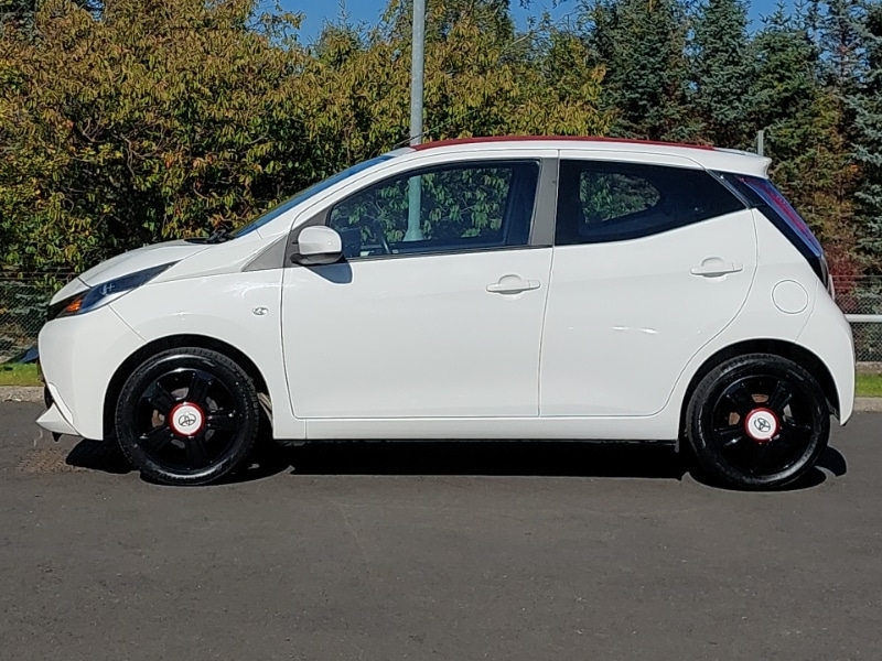 Used Toyota AYGO 2017 for sale - 76983198: Photo 4