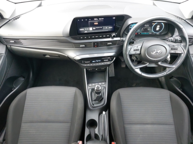 Used Hyundai i20 2023 for sale - 76556158: Photo 2