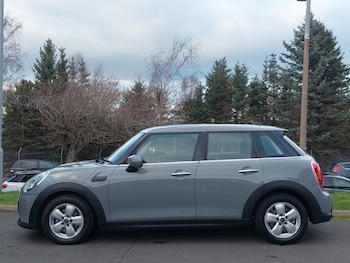 Used MINI Hatch 2022 for sale - 77549027: Photo