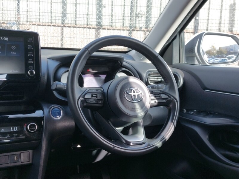 Used Toyota Yaris Cross 2022 for sale - 76348516: Photo 11