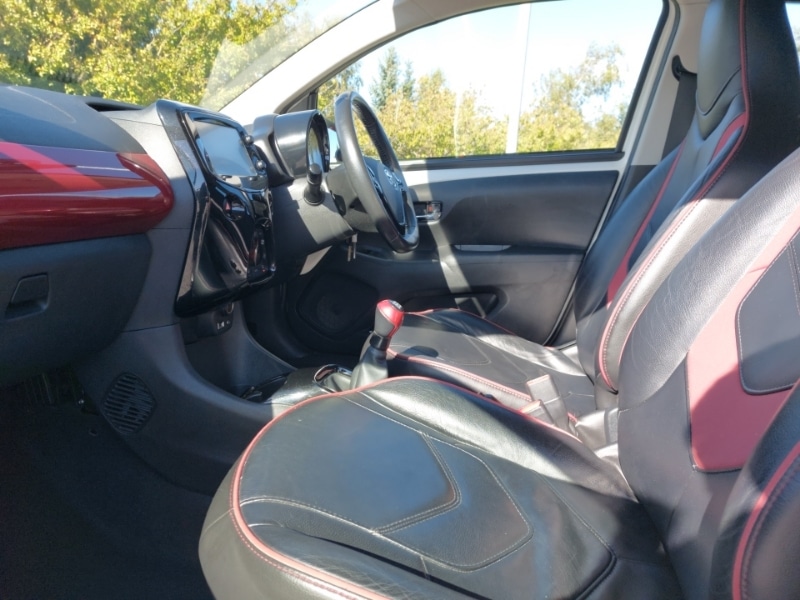 Used Toyota AYGO 2017 for sale - 76052582: Photo 5