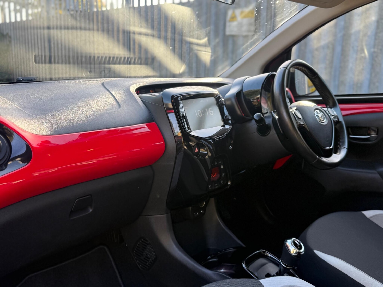 Used Toyota AYGO for sale - 76521619: Photo 11