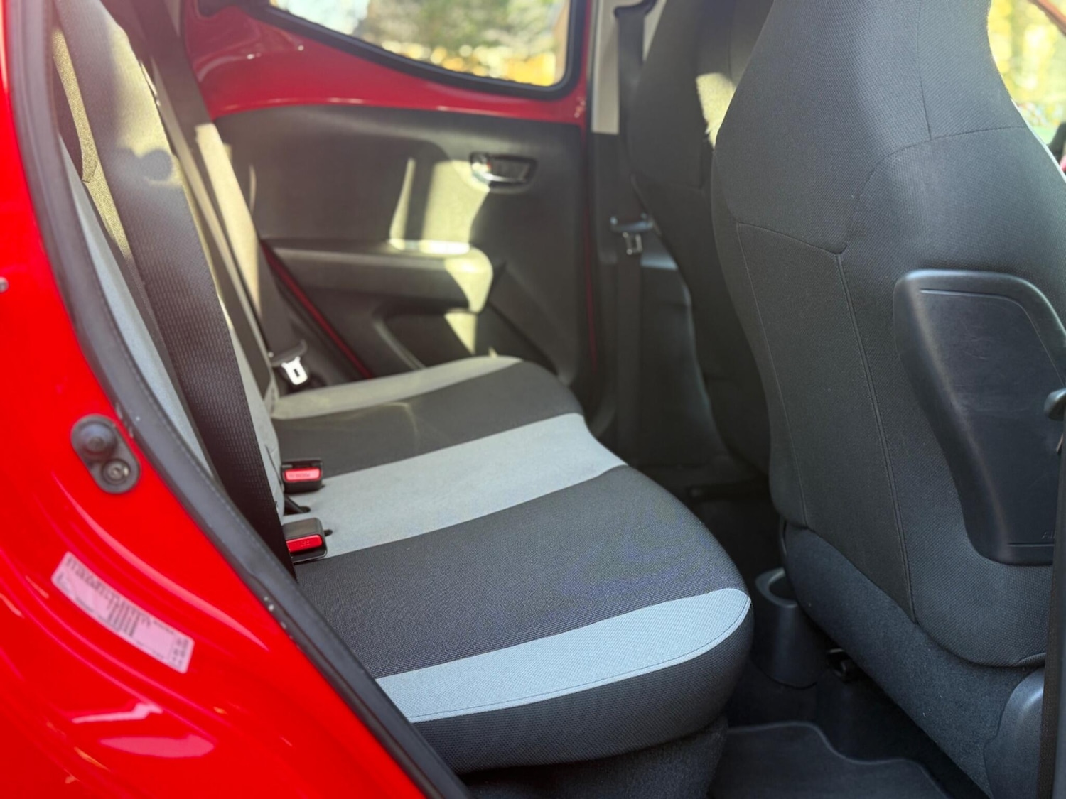 Used Toyota AYGO for sale - 76521619: Photo 14