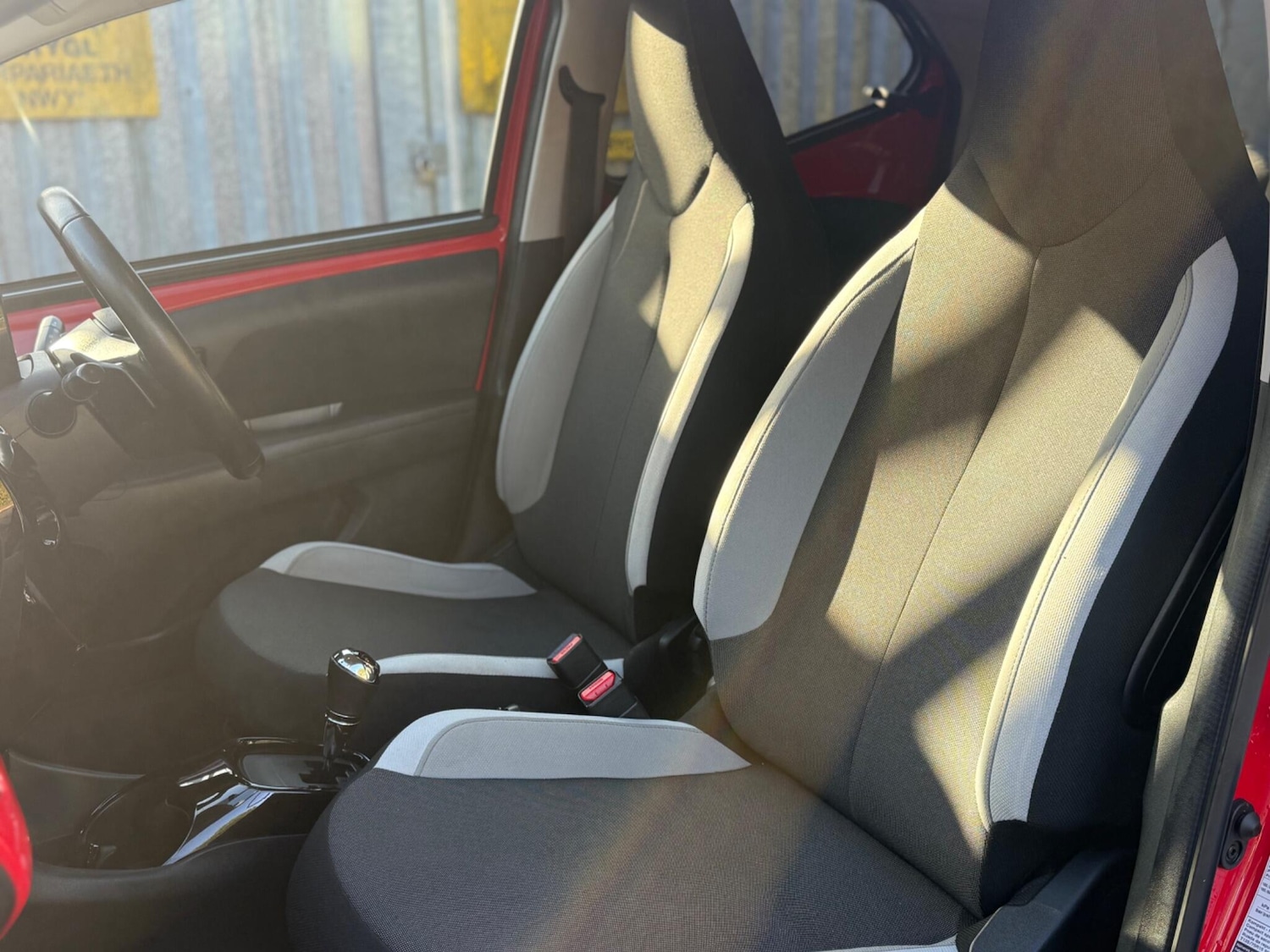 Used Toyota AYGO for sale - 76521619: Photo 34