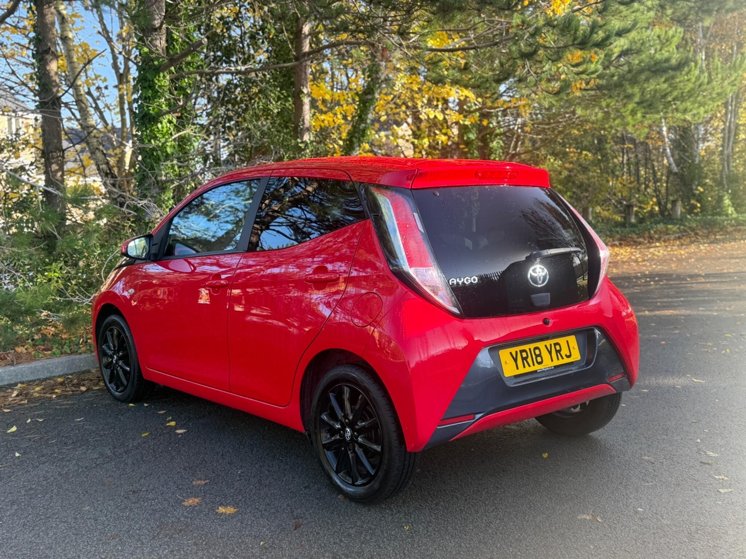 Used Toyota AYGO for sale - 76521619: Photo 4