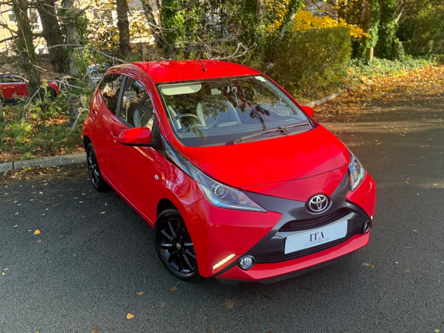 Used Toyota AYGO for sale - 76521619: Photo 6