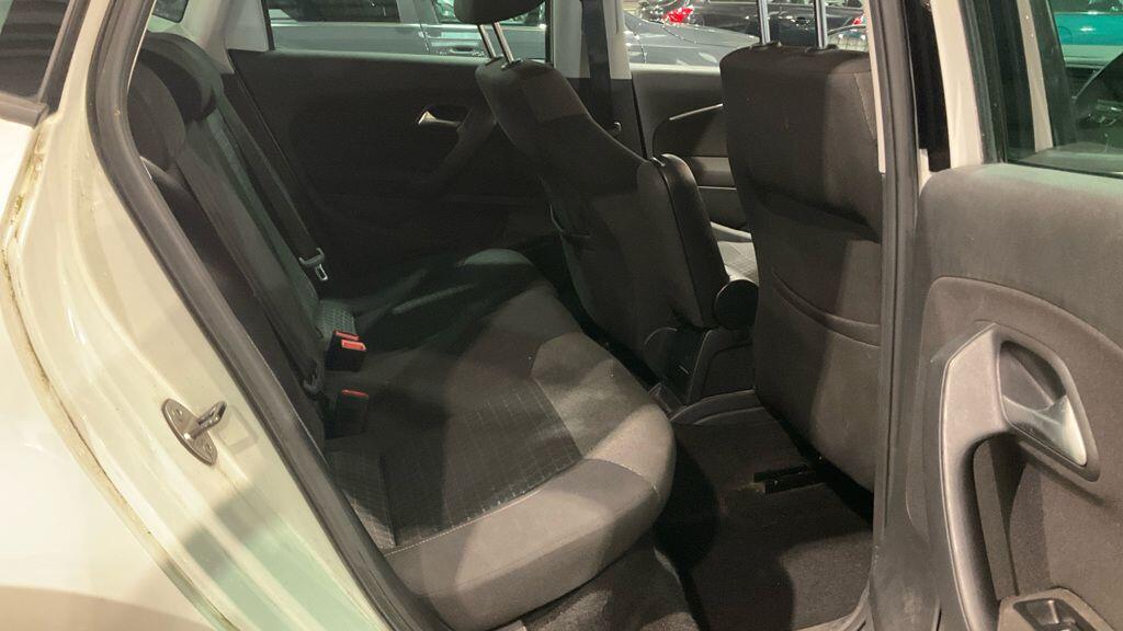 Used Volkswagen Polo 2017 for sale - 76318166: Photo 5