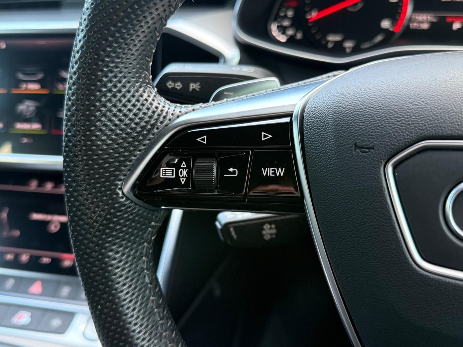Used Audi A6 Saloon 2019 for sale - 76359956: Photo 29