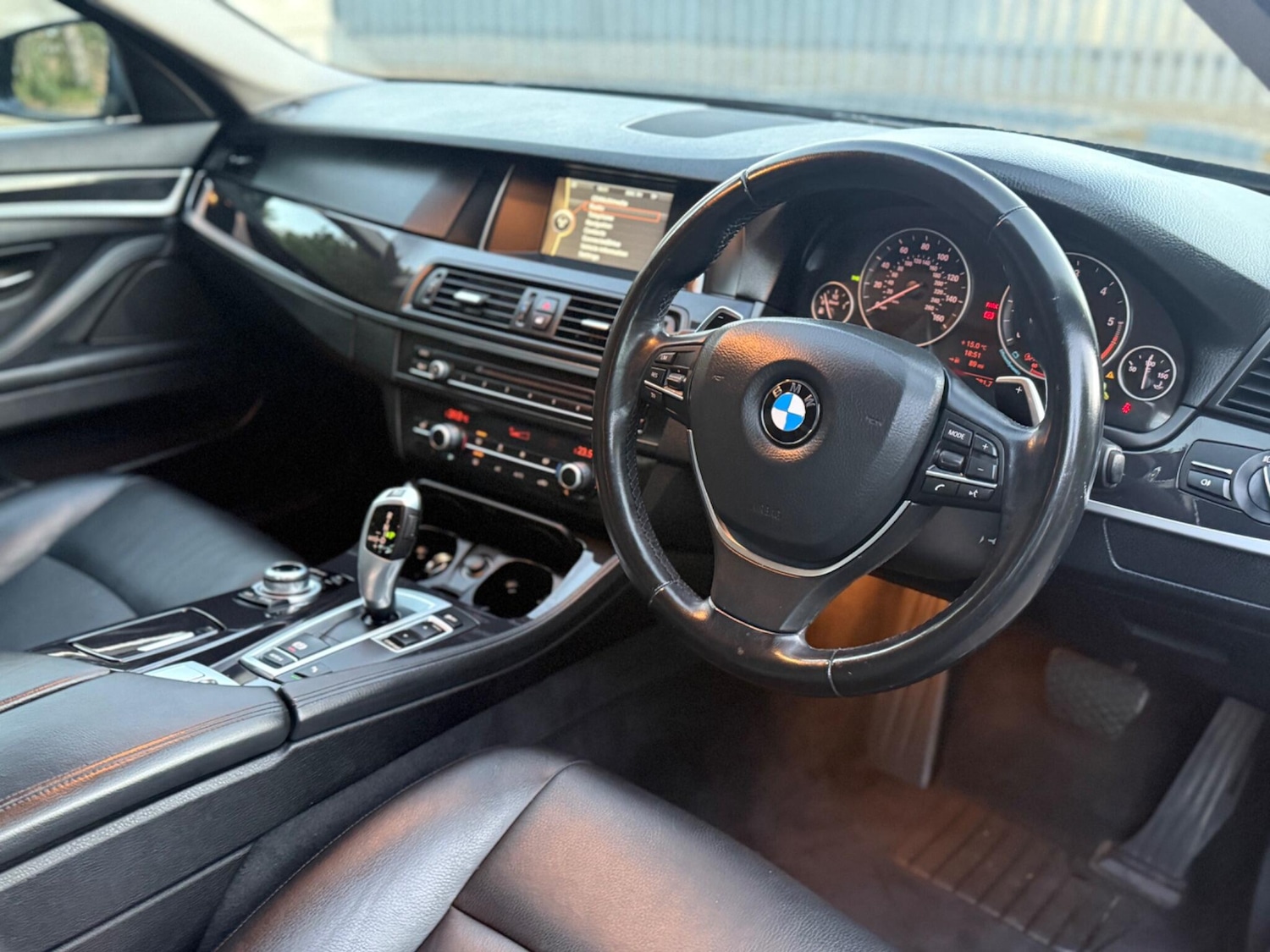 Used BMW 5 Series 2014 for sale - 76099398: Photo 17