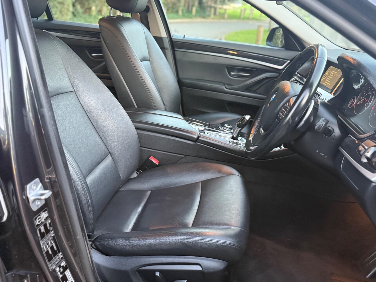 Used BMW 5 Series 2014 for sale - 76099398: Photo 19