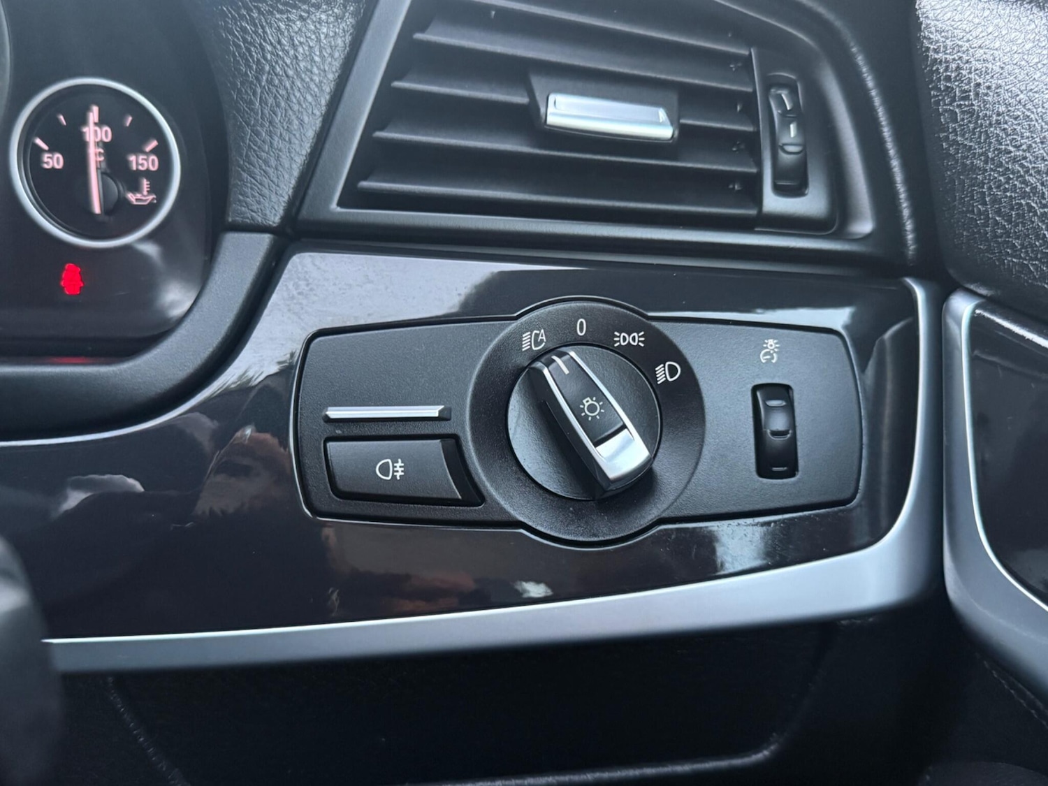 Used BMW 5 Series 2014 for sale - 76099398: Photo 31