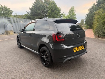 Used Volkswagen Polo 2017 for sale - 75884407: Photo