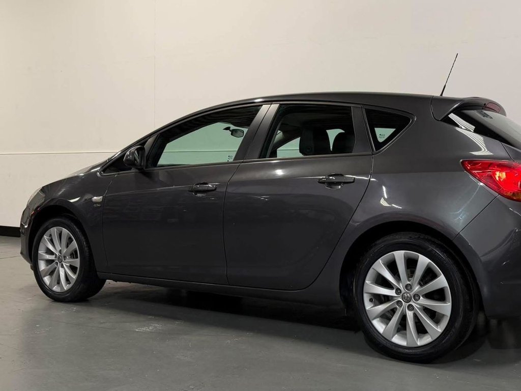 Used Vauxhall Astra 2012 for sale - 76772652: Photo 15